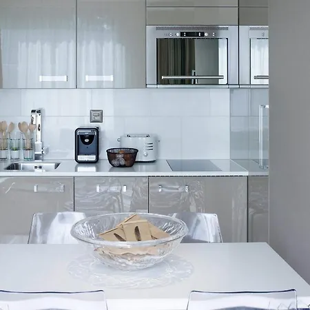 Visionapartments Wolframplatz - Contactless Check-in 취리히