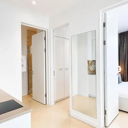 Visionapartments Wolframplatz - Self Check-in Zurigo